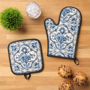 Blue and White Holland Pottery Tile  Oven Mitt & Pot Holder Set