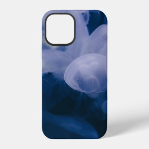 BLUE AND WHITE JELLYFISH IN WATER iPhone 12 CASE