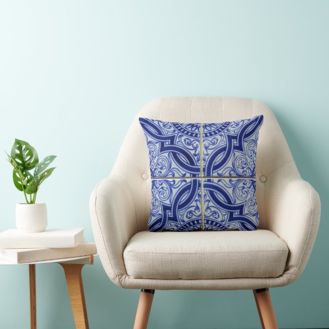 Blue and White Mediterranean Ceramic Tile Pattern Cushion (Chair)