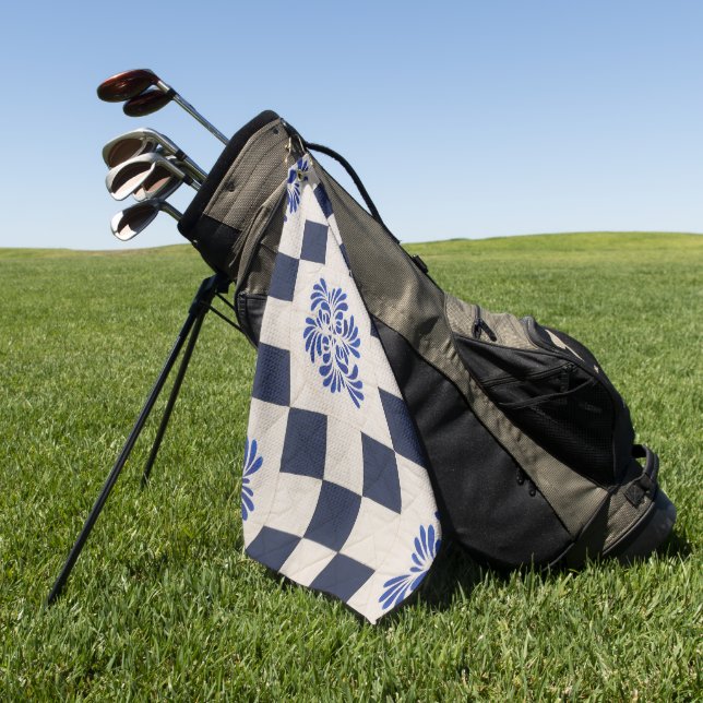 Blue and white quilt golf towel (Green)