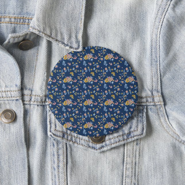 Blue Background Thread Effect Floral Pattern 10 Cm Round Badge (In Situ)