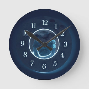 Blue Betsy Round Clock