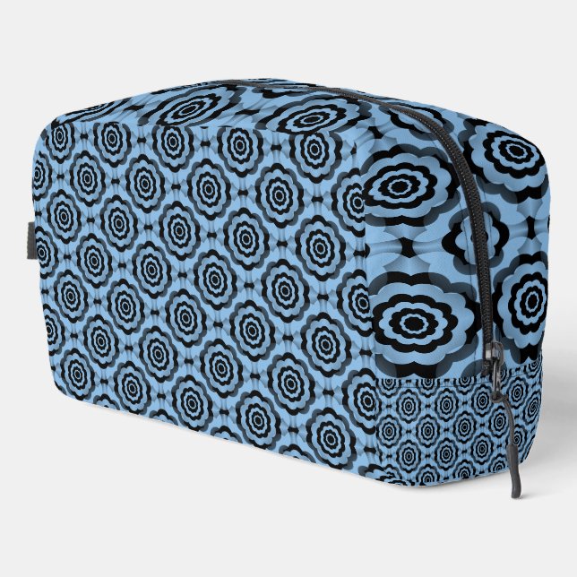 Blue Black Flower Seamless Pattern Toiletry Bag (Right Corner)
