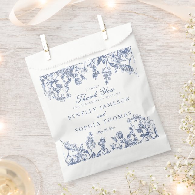 Blue Chinoiserie Floral Wedding Dessert Favour Bags (Clipped)