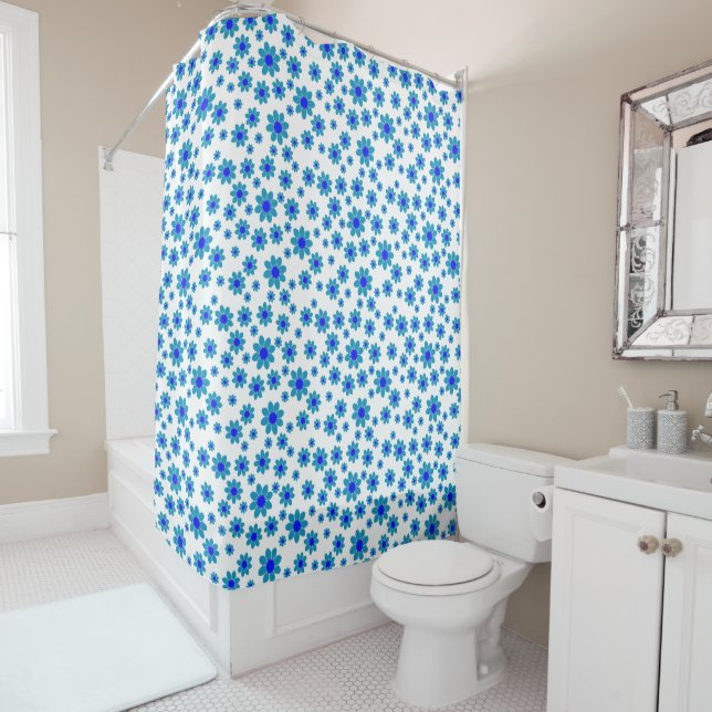 Blue Daisies | Floral Repeating Daisy Pattern Shower Curtain (In Situ)