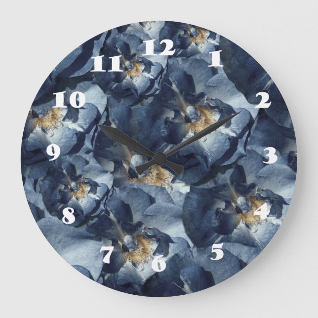 Blue dream, Roses Floral Pattern Wall Clock (Front)