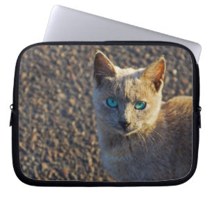 Blue Eyed cat Laptop Sleeve