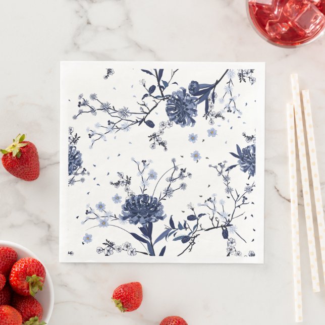 Blue flowers napkin (Insitu)