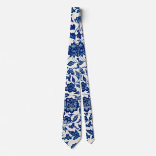 Blue flowers tie