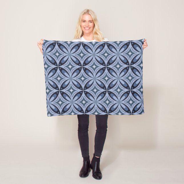 Blue Geometric Pattern Retro Style Fleece Blanket (In Situ)