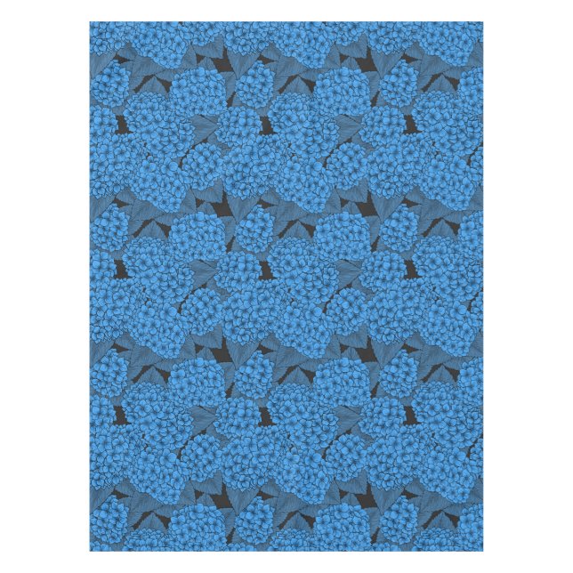 Blue hydrangea tablecloth (Front)