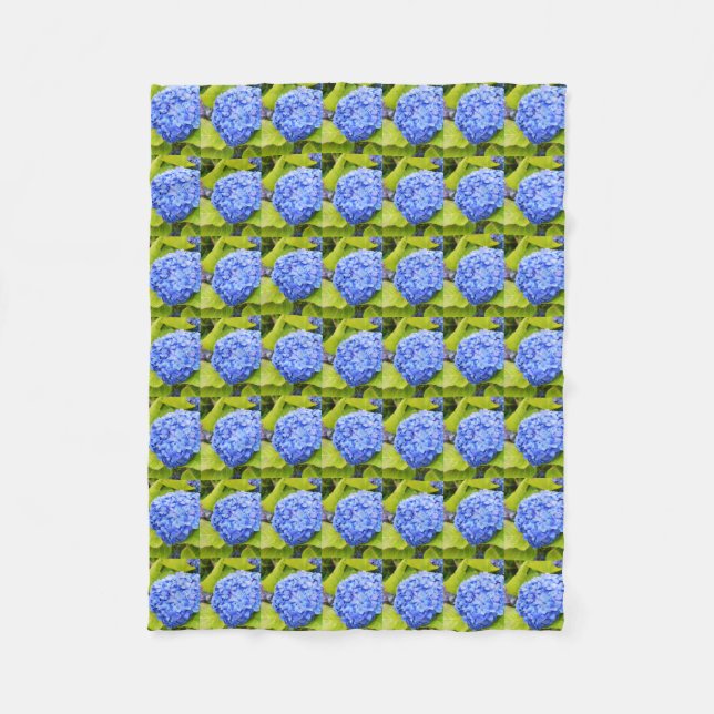 Blue hydrangeas floral fleece blanket (Front)