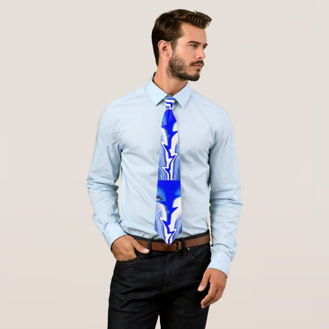Blue lightning tie (In Situ)