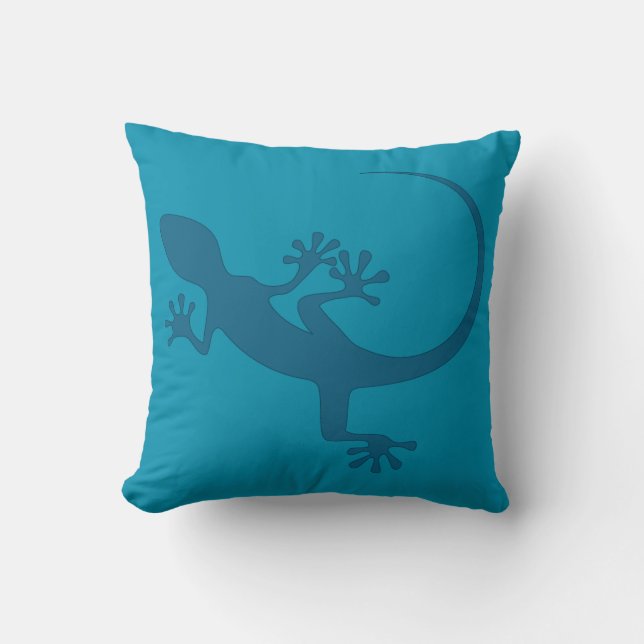 Blue lizard, geko - Faraglioni, Capri, Italy Cushion (Front)