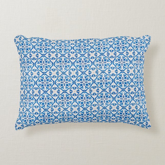 Blue Mediterranean Tile Pattern – Elegant Azulejo  Decorative Cushion (Front)