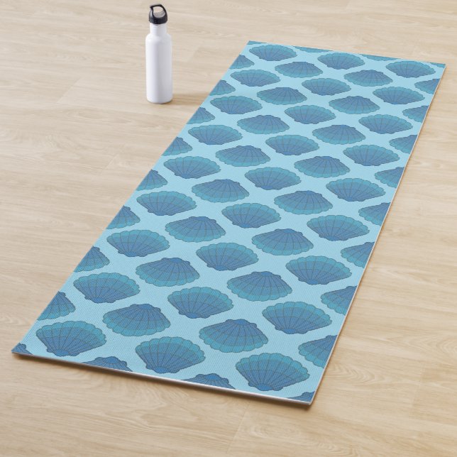 Blue Mosaic Seashell Pattern Yoga Mat (In Situ)