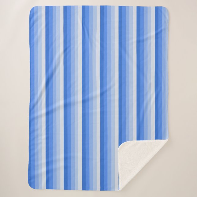 Blue shadow stripes sherpa blanket (Front)