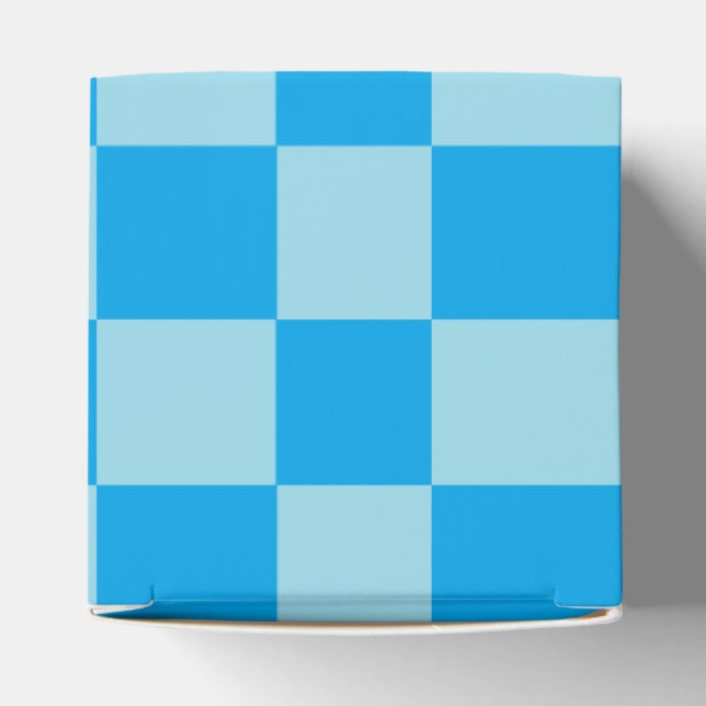 Blue square blocks pattern favour box (Top)