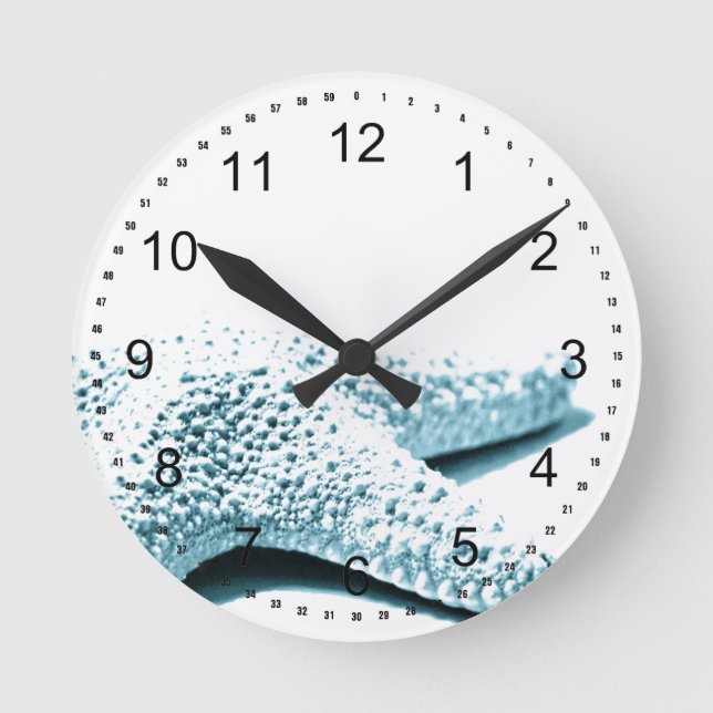 Blue Starfish Round Clock (Front)