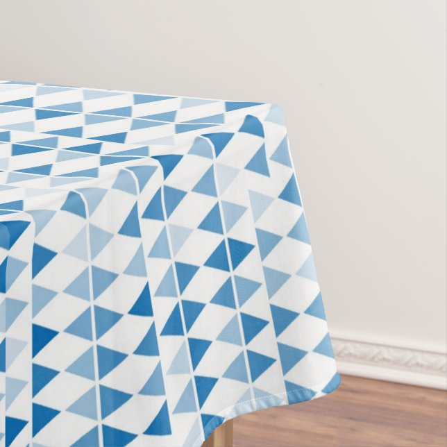Blue triangle pattern tablecloth (In Situ)
