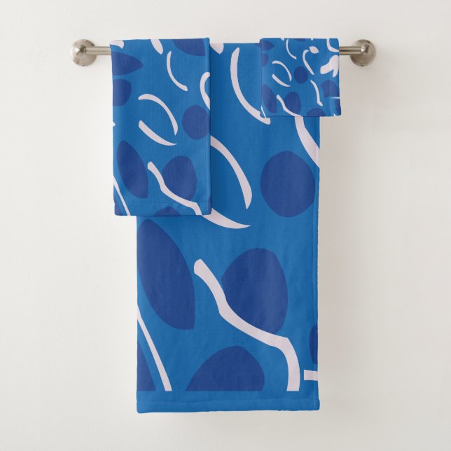 Blue Water Waves Abstract Pattern Bath Towel Set (Insitu)