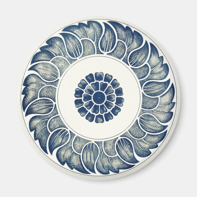 Blue White Floral Chinese Round Magnet (Front)