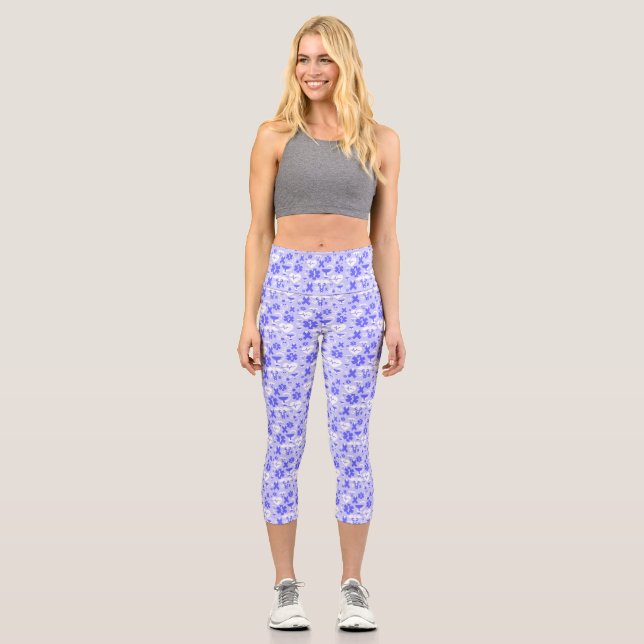 Blue white pharmacy element pattern capri leggings (Front)