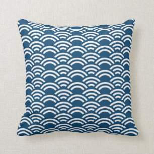 Blue White Scallop Pattern Decorative Pillow