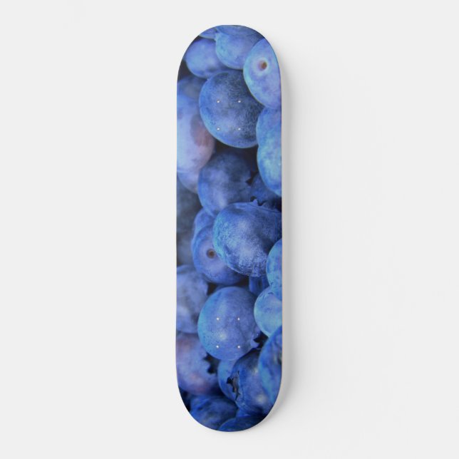 blueberry pile skateboard (Front)