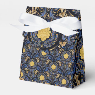 Blur Bird Paper Favour Box