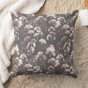 Blush Ginkgo Luxe – Gold Botanical on Black Cushion
