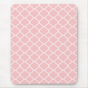 Blush Pink and White Quatrefoil Pattern Mousepad