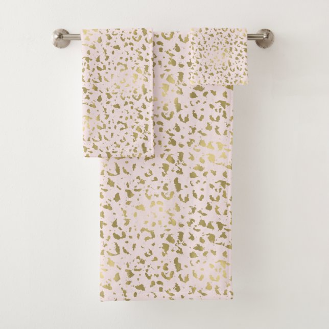 Blush Pink Gold Animal Print Bath Towel Set (Insitu)