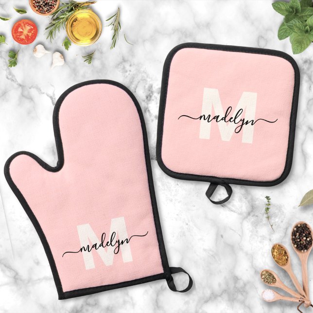 Blush Pink Name Monogram Kitchen Oven Mitt & Pot Holder Set (Blush Pink Name Monogram Kitchen Oven Mitt & Pot Holder Set )