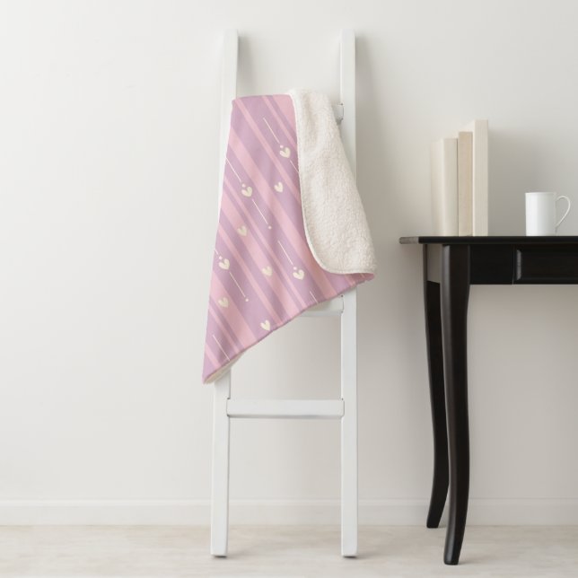 Blushing Heart Stripes Pattern Sherpa Blanket (In Situ)
