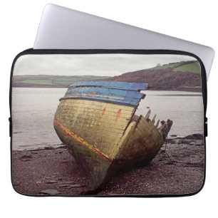 Boat wreck laptop sleeve