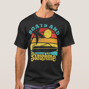 Boats Sunshine Retro Vintage Yacht Sunset Boaters  T-Shirt