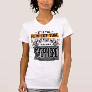 Bohemian Shepherd Vintage Dog Lover Typography Des T-Shirt