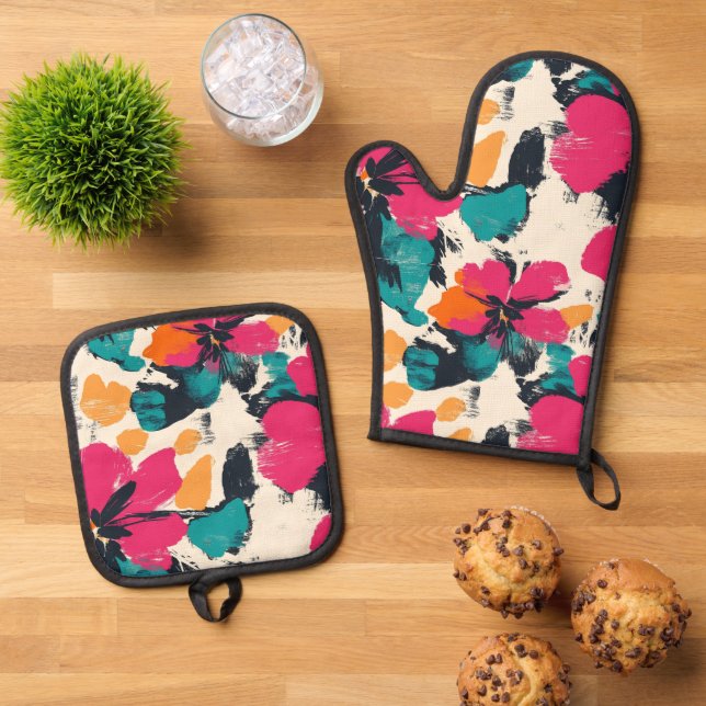 Bohemian Tropical Floral Oven Mitt & Pot Holder Set (Top Down)