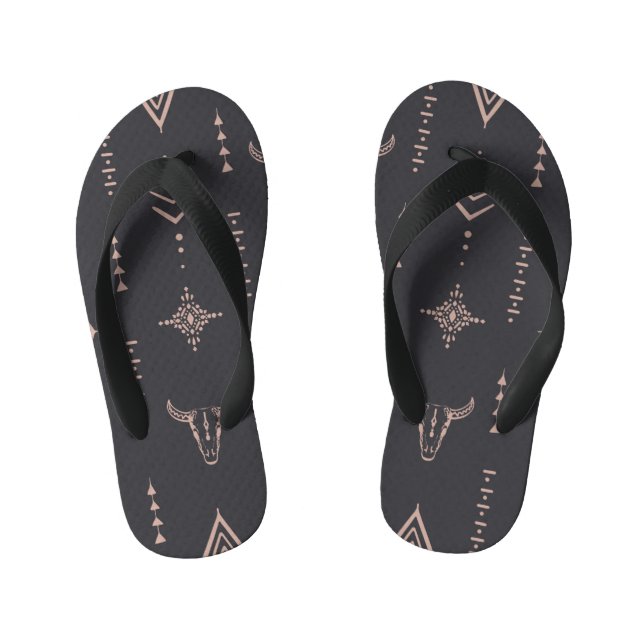 Boho bull skull, ethnic seamless. kid's flip flops (Footbed)