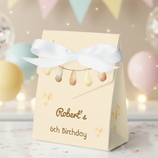Boho cute Bear and Giraffe kids Birthday Favour Box (Creator Uploaded)