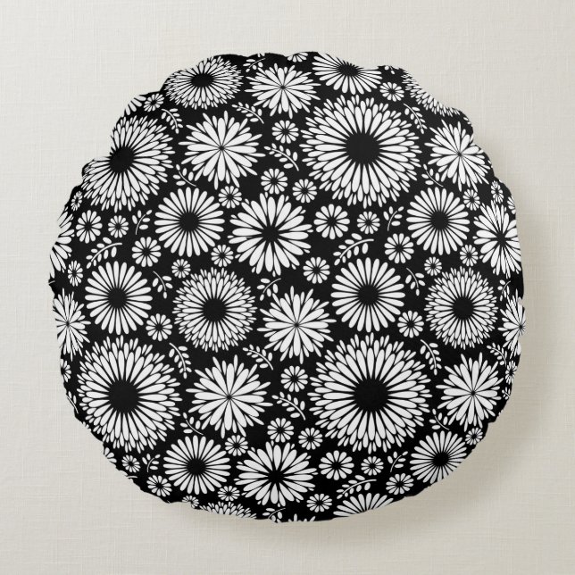 Boho flowers Black and White vector floral pattern Round Cushion (Front)