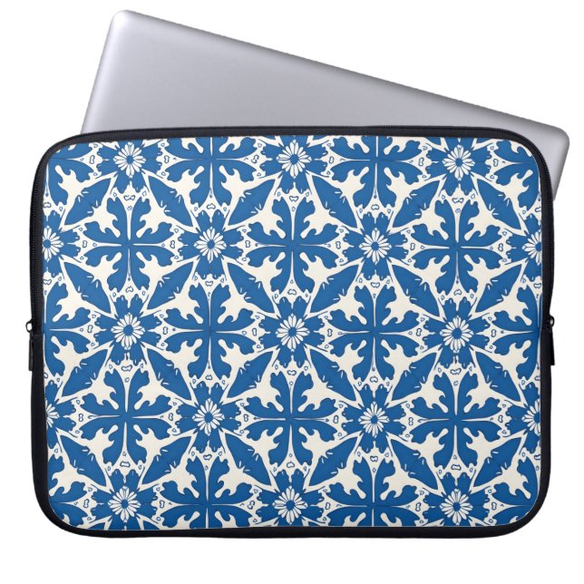 Boho Pattern in Blue – Elegant & Bold Laptop Sleeve (Front)
