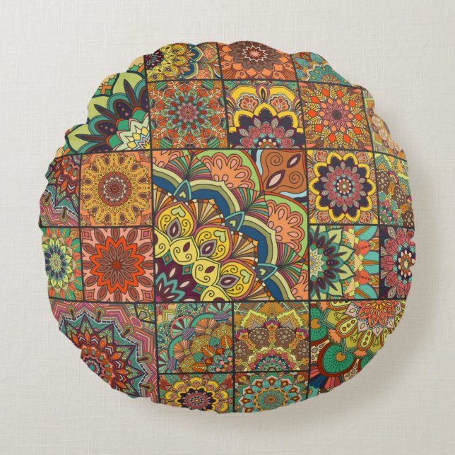 Boho tile set and seamless pattern. Colourful patc Round Cushion (Front)