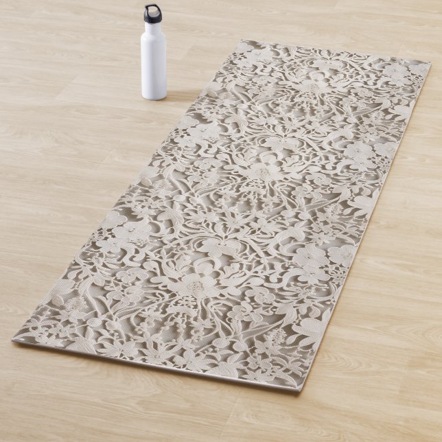 Boho Vintage Lace Yoga Mat (In Situ)