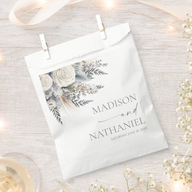 Boho White Rose Floral Flower Garden Wedding Favour Bags (Clipped)