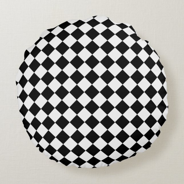 Bold Black and White Chevron Pattern Classic Round Cushion (Back)