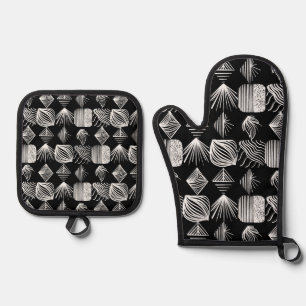 Bold Caribbean Tribal Mudcloth – Black & White, Oven Mitt & Pot Holder Set