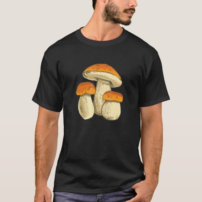 Boletus Mushrooms Collecting Mushroom Pickers T-Shirt (Front)