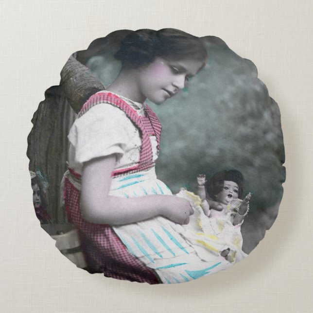 Bonne Année Vintage Girl with Dolll Round Cushion (Front)